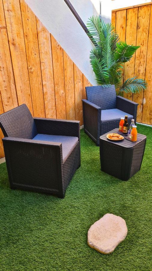 T2 Chambre Miroir Jardin Et Parking Prive Marsylia Zewnętrze zdjęcie